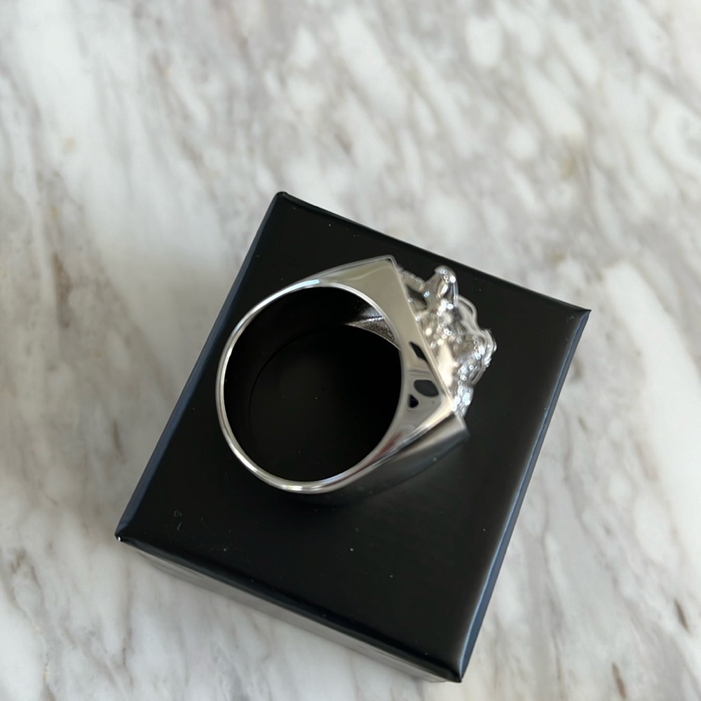 ERINFADER LONE WOLF RING - Picture 4 of 5